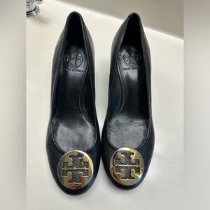 Tory Burch wedge size 8.